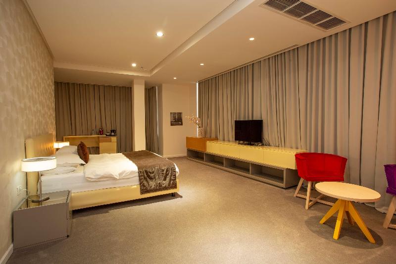 Best Western Premier Ark Hotel - Oda