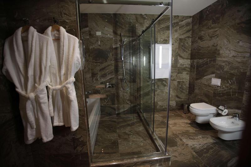 Best Western Premier Ark Hotel - Oda