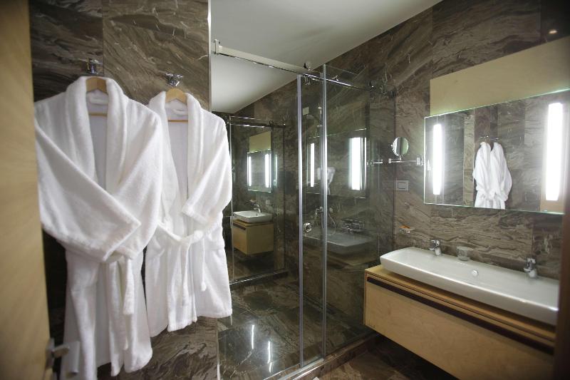 Best Western Premier Ark Hotel - Oda