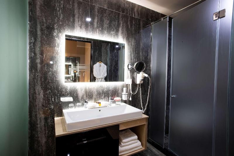 Best Western Premier Ark Hotel - Oda
