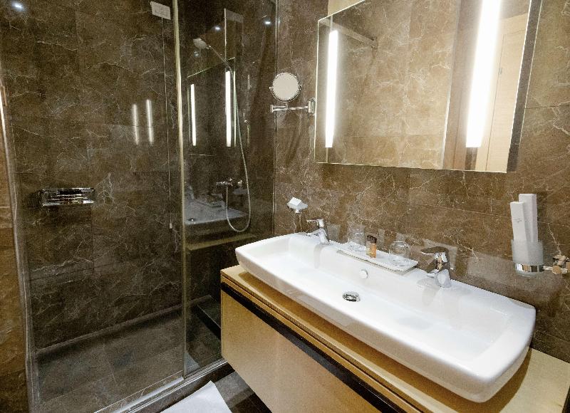 Best Western Premier Ark Hotel - Oda