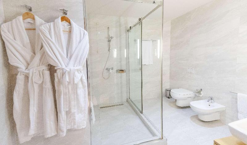Best Western Premier Ark Hotel - Oda