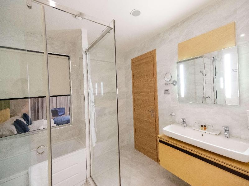 Best Western Premier Ark Hotel - Oda