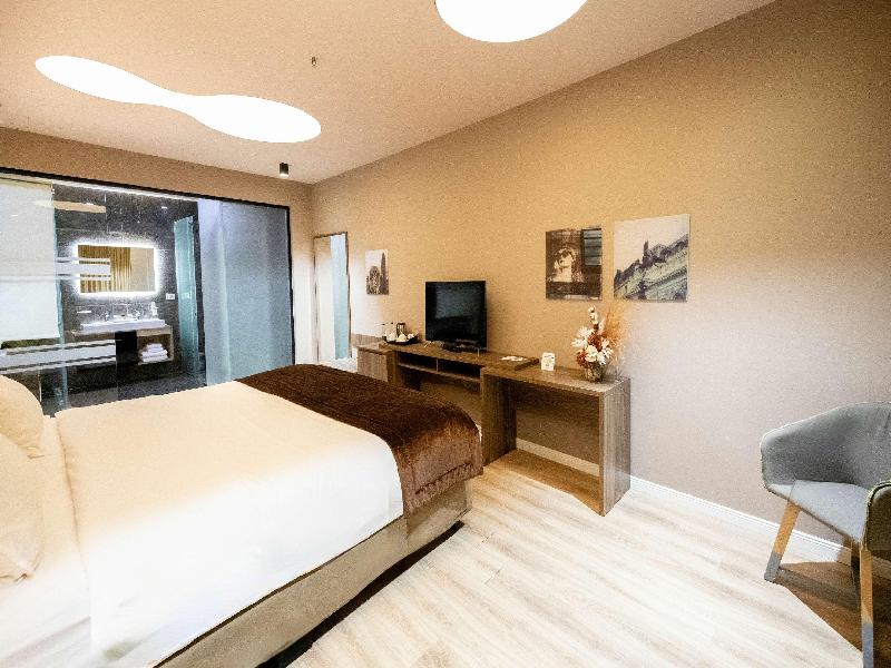 Best Western Premier Ark Hotel - Oda