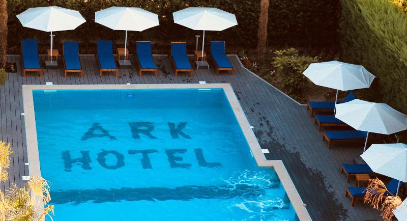 Best Western Premier Ark Hotel - Havuz