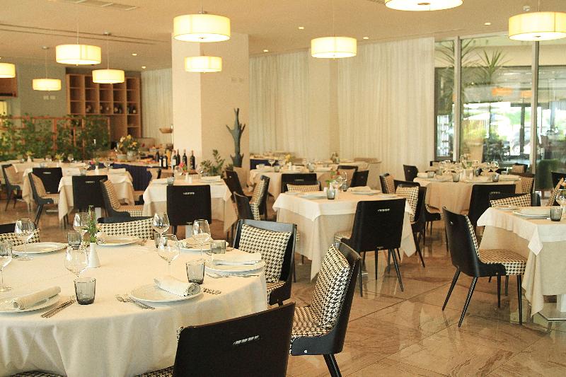 Best Western Premier Ark Hotel - Restoran