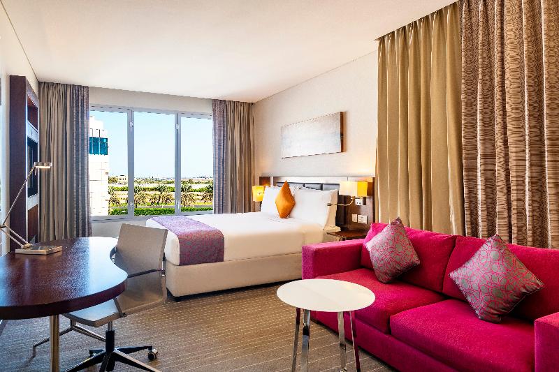 Holiday Inn Muscat Al Seeb - Oda