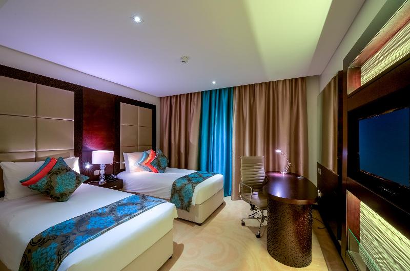 Holiday Inn Muscat Al Seeb - Oda