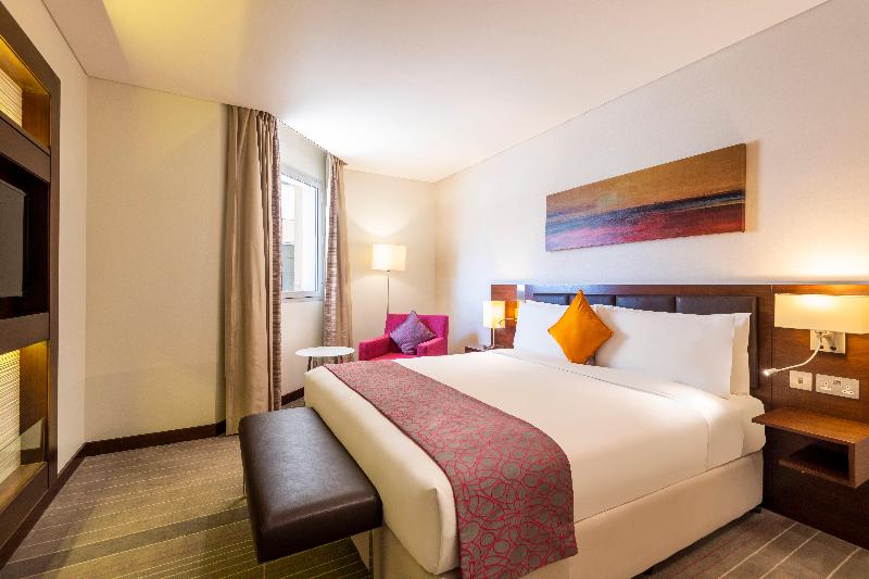 Holiday Inn Muscat Al Seeb - Oda