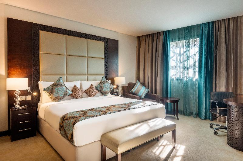 Holiday Inn Muscat Al Seeb - Oda