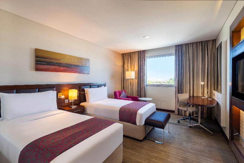 Holiday Inn Muscat Al Seeb - Oda