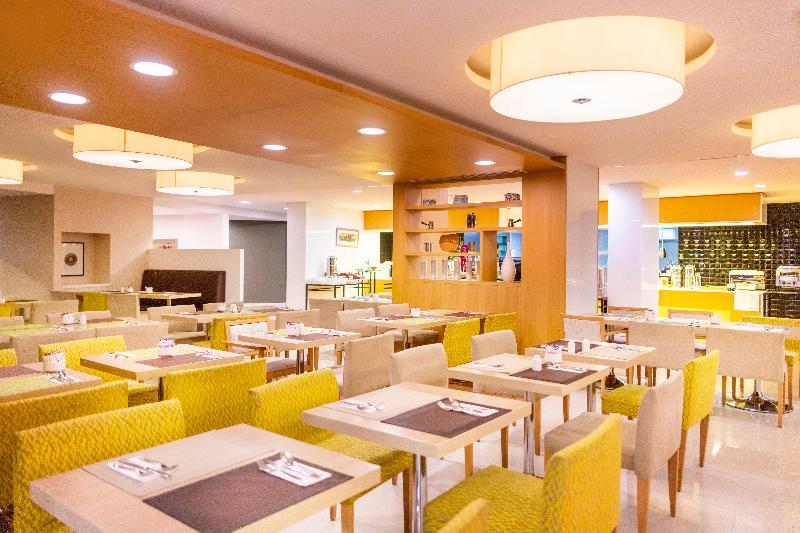 Holiday Inn Muscat Al Seeb - Restoran