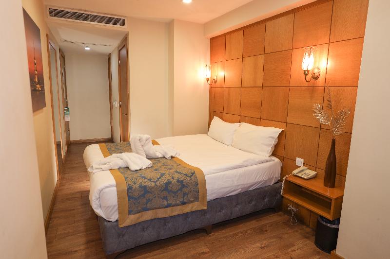 Cumbali Plaza Hotel - Oda