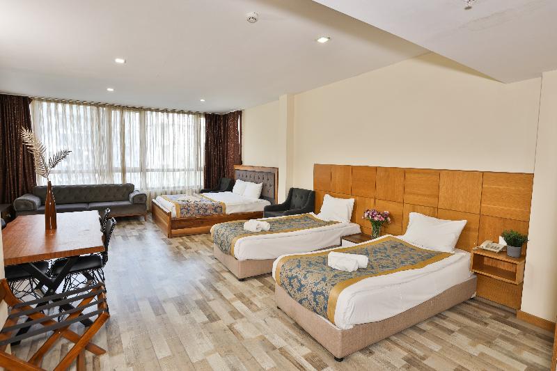 Cumbali Plaza Hotel - Oda