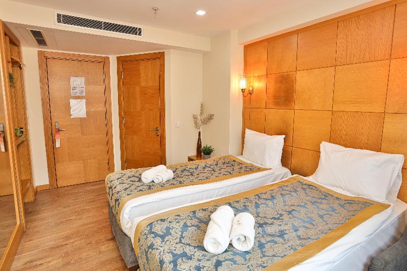 Cumbali Plaza Hotel - Oda