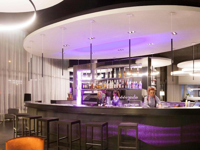 Novotel Basel City - Bar