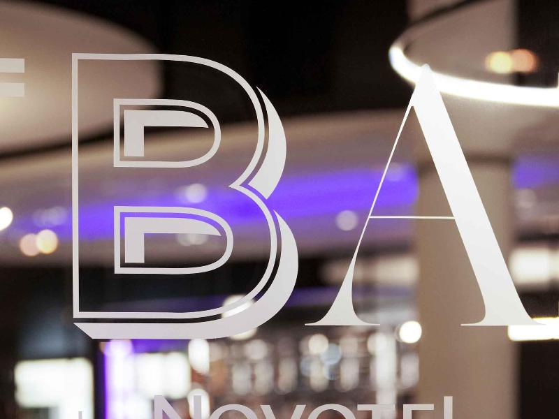 Novotel Basel City - Bar