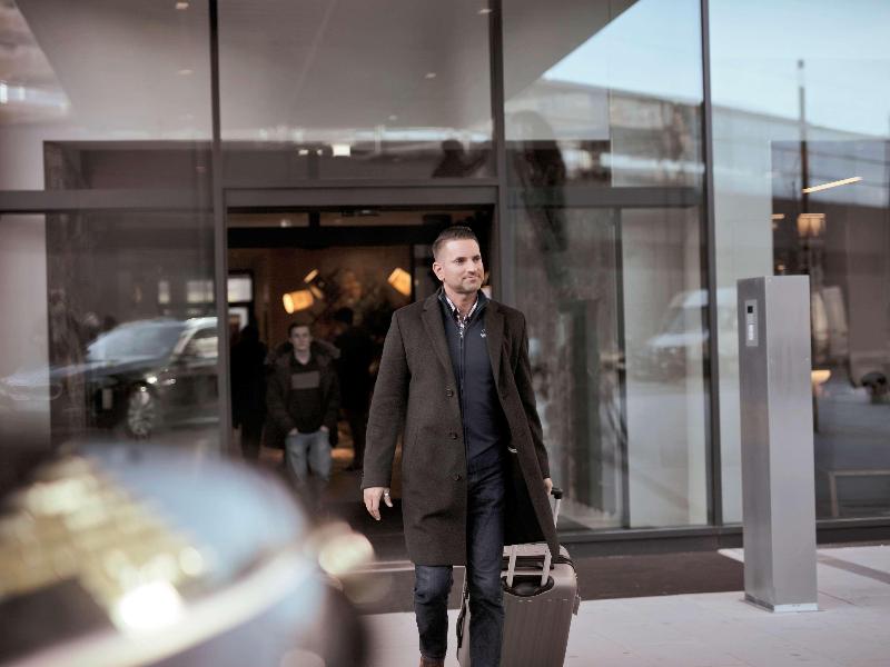 Novotel Basel City - Lobi