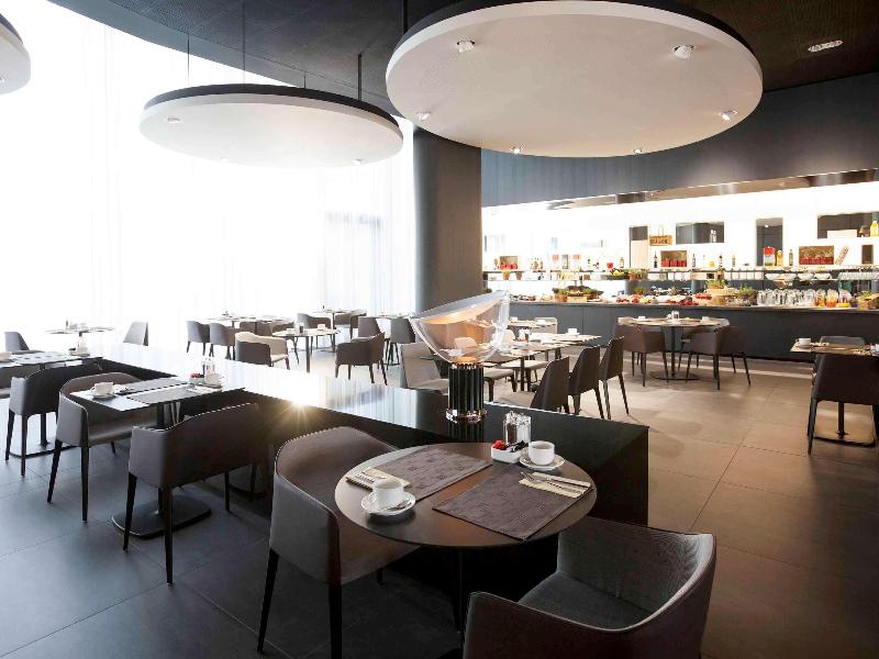 Novotel Basel City - Genel