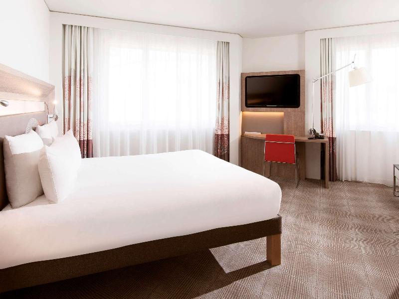 Novotel Basel City - Oda