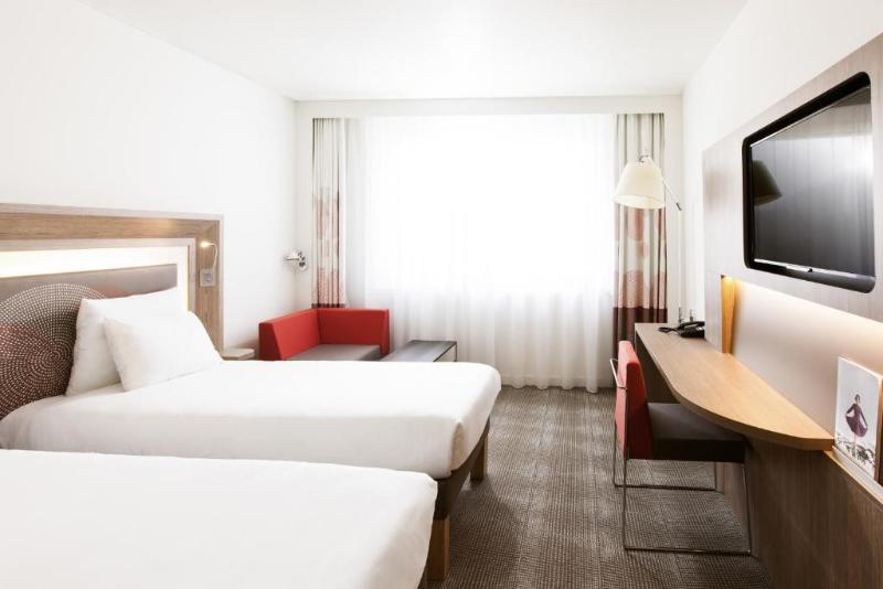 Novotel Basel City - Oda