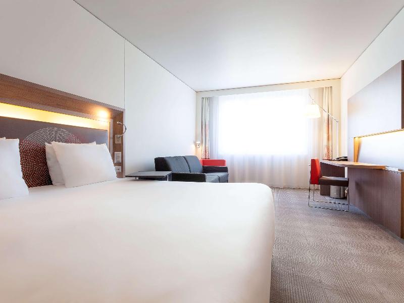 Novotel Basel City - Oda