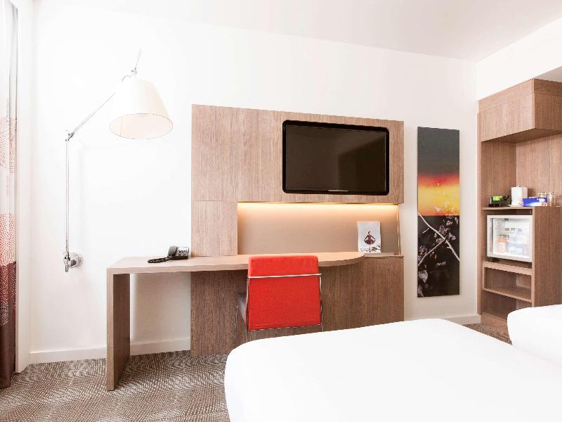Novotel Basel City - Oda