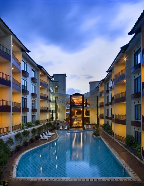Palace Cipanas Puncak - Havuz