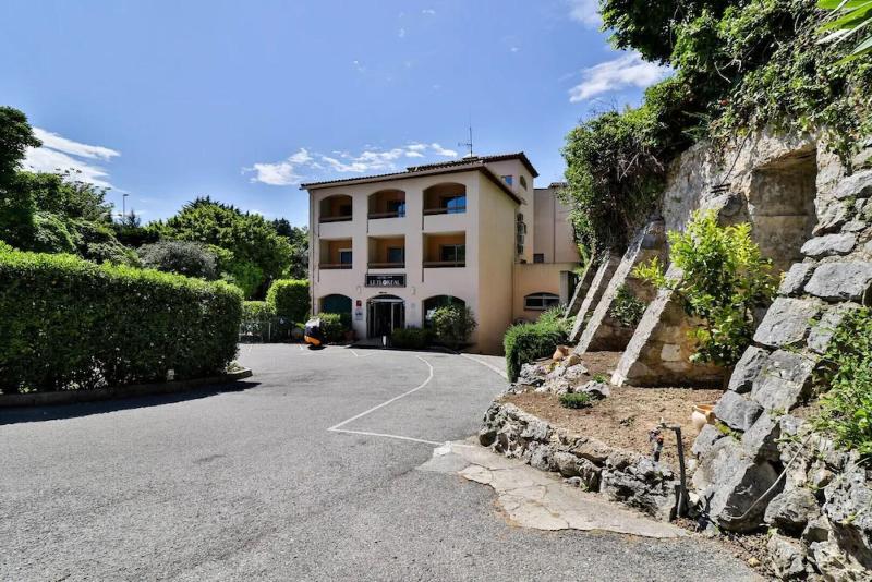 Hotel Le Floréal - Genel