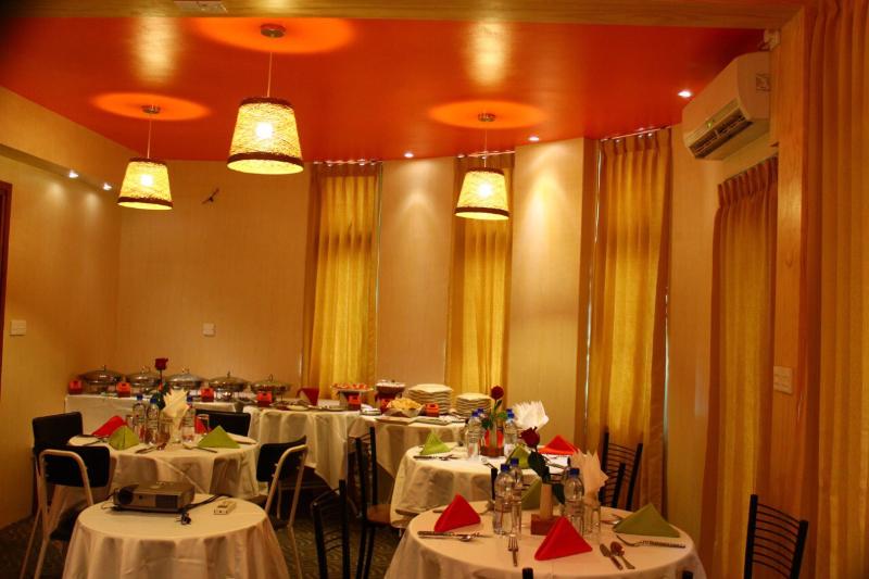 The Beehive - Toplantı