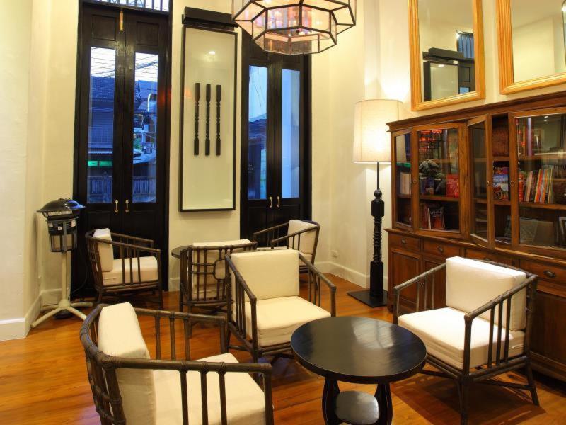 99 The Gallery Hotel - Lobi