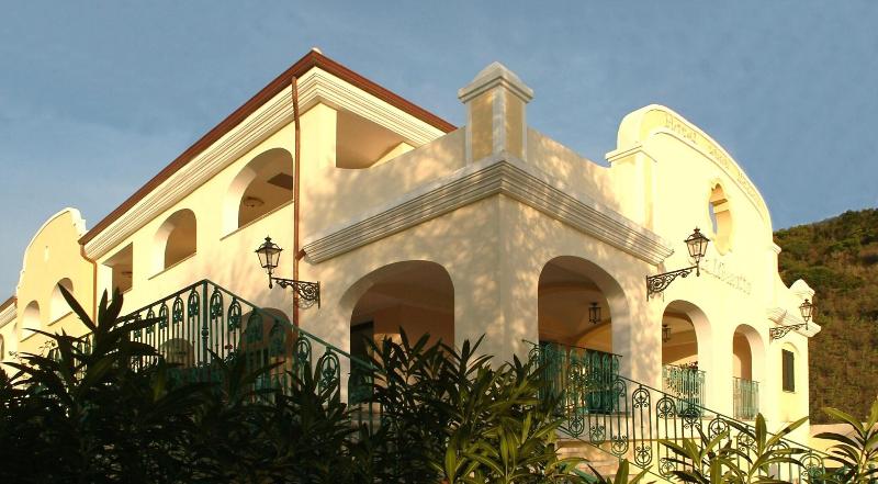 Residence Cala Liberotto - Genel