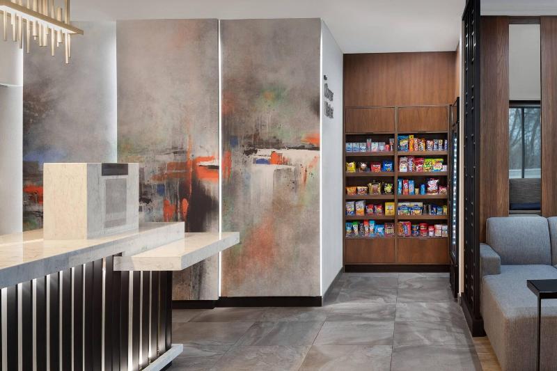 Fairfield Inn Suites New York Staten Island - Lobi