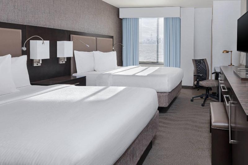 Fairfield Inn Suites New York Staten Island - Oda