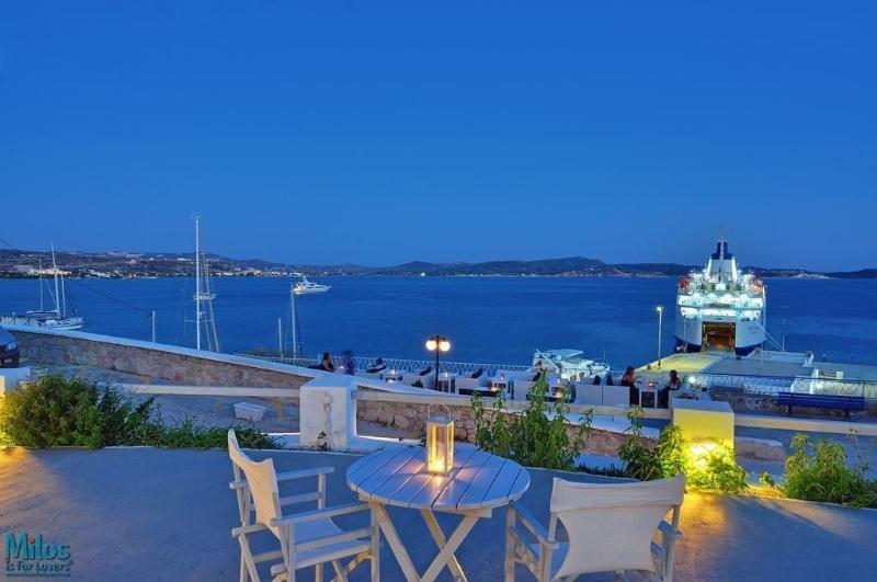 Adamas Hotel - Genel