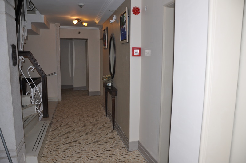 Almena Hotel - Lobi
