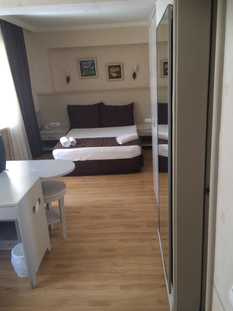 Almena Hotel - Oda