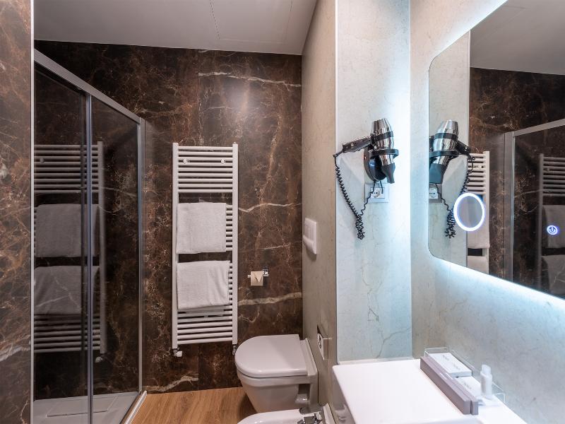 Neo Hotel - Oda