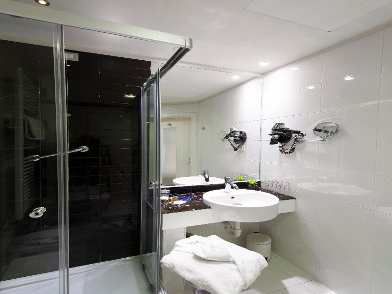 Neo Hotel - Oda