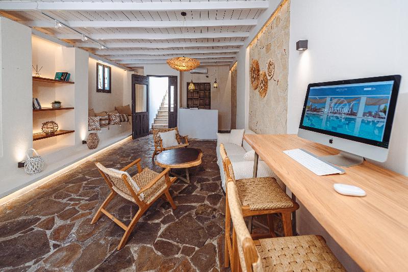 Ampelia Hotel Kassandra - Lobi