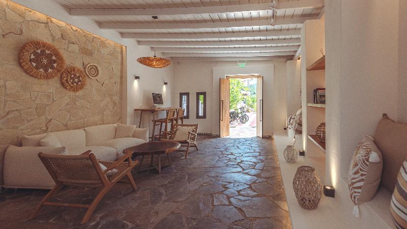 Ampelia Hotel Kassandra - Lobi