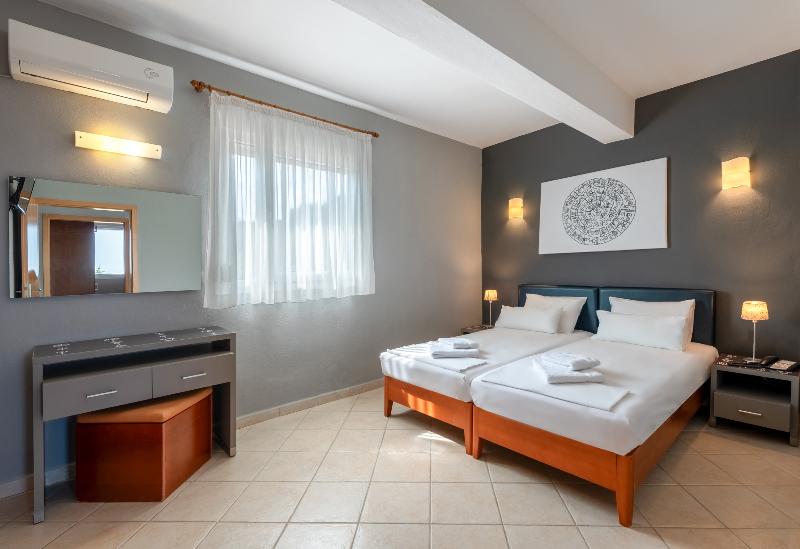 Ampelia Hotel Kassandra - Oda
