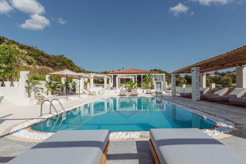 Ampelia Hotel Kassandra - Havuz