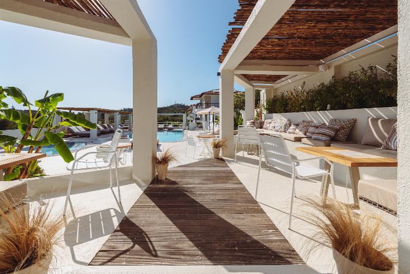 Ampelia Hotel Kassandra - Havuz