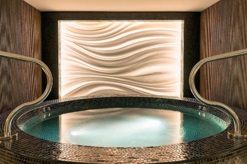 Sheraton Grand Hotel Dubai - Aktivite
