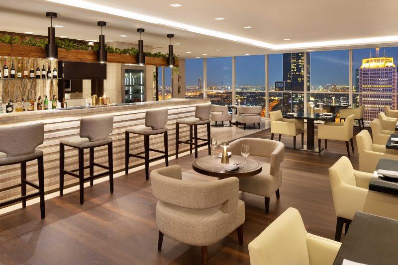 Sheraton Grand Hotel Dubai - Oda