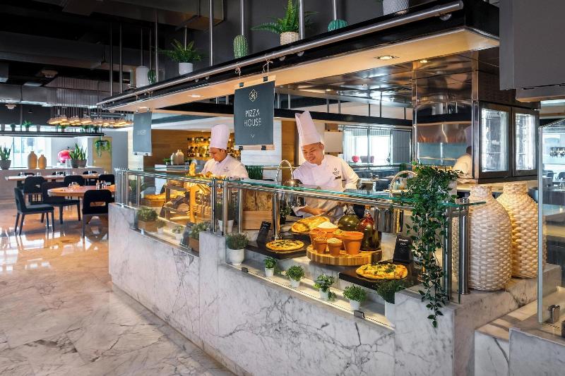 Sheraton Grand Hotel Dubai - Restoran