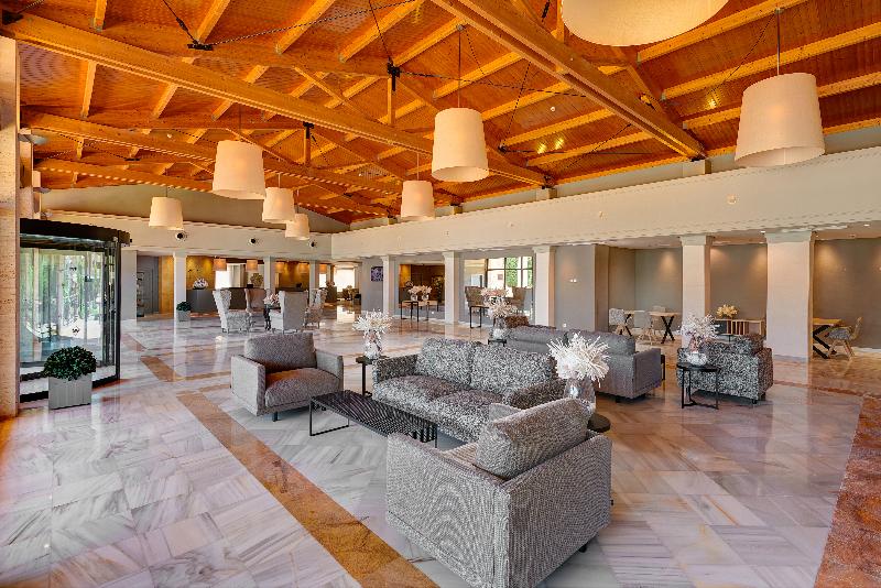 Protur Badia Park Aparthotel - Lobi