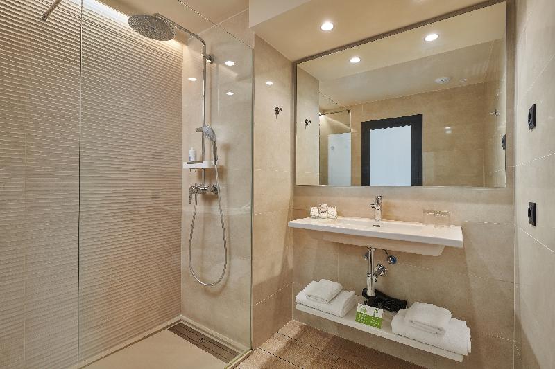 Protur Badia Park Aparthotel - Oda