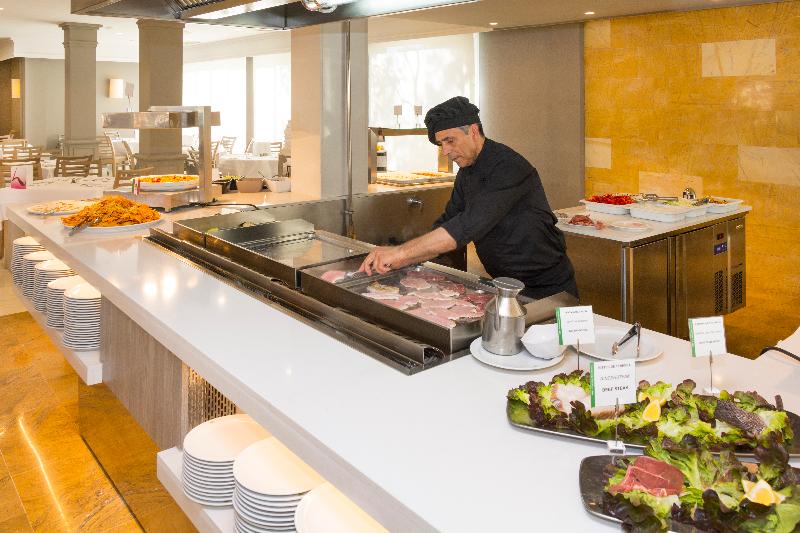 Protur Badia Park Aparthotel - Restoran